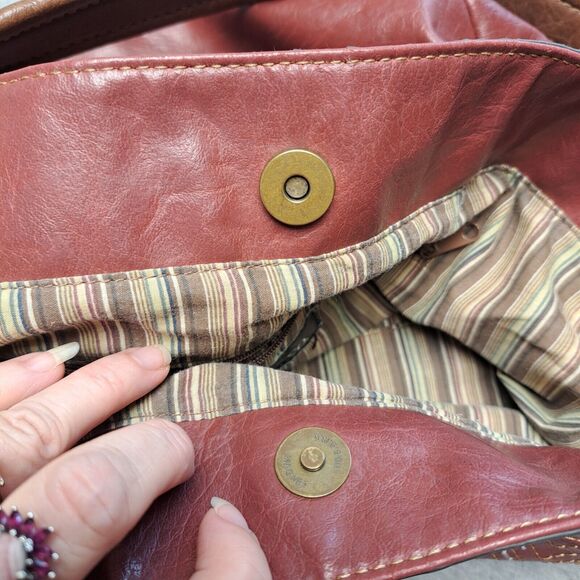 Liz & Co Purse Half Moon Bag Satchel Rosewood Vegan Leather Handbag boho hippie - Picture 8 of 15